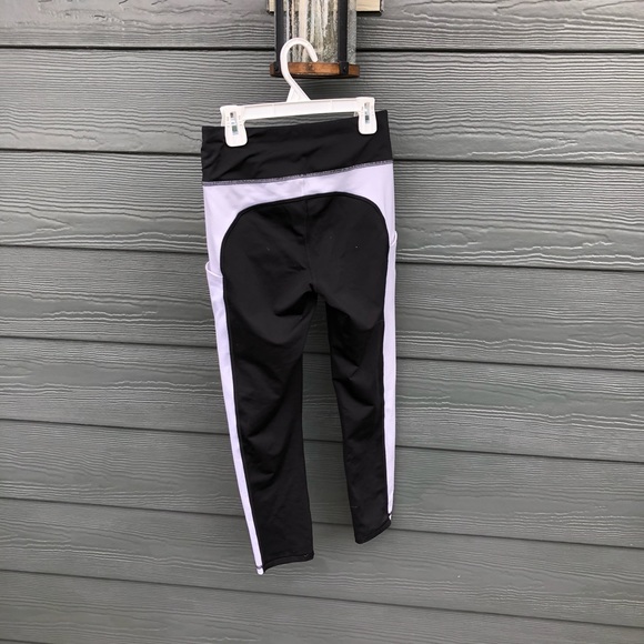 Black and white leggings (with pockets) - Picture 2 of 2